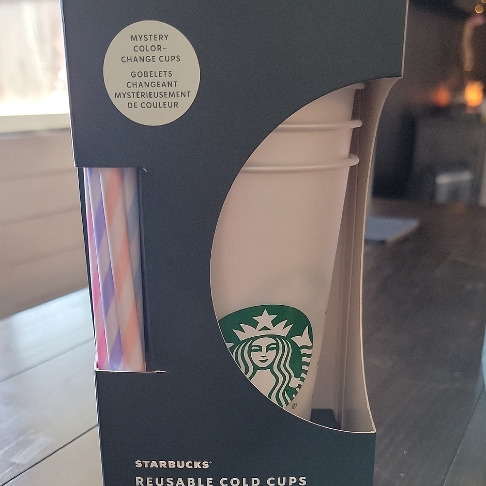 Starbucks Cold Cups with Lids and Straws